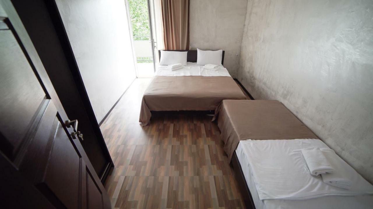 Hotel Progress Batumi Exterior foto